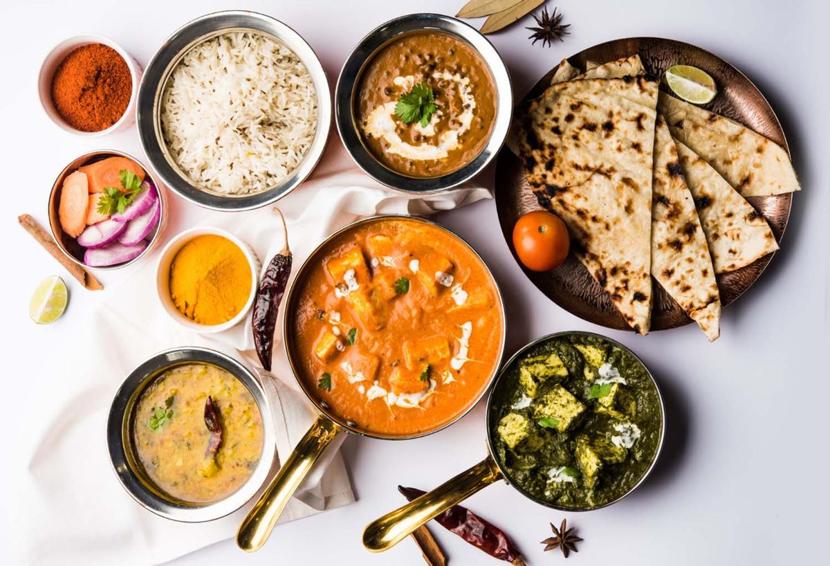 Flavorful vegetarian Indian food on West Pico Boulevard, Los Angeles. Enjoy authentic paneer, curries, chaat & traditional Indian flavors.